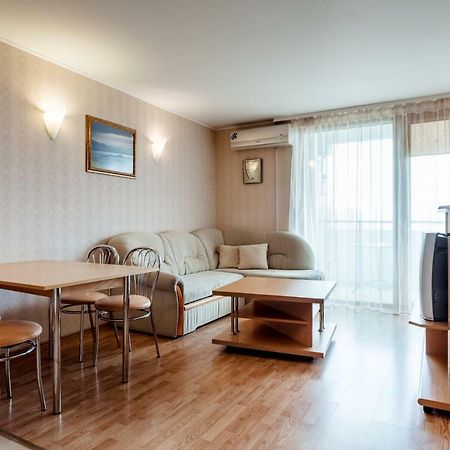 Family Apartments Near Park Паланга Екстериор снимка